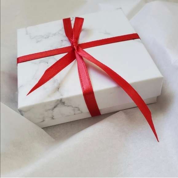 925 Sterling Silver Diamond Eternity Ring - Picture 16 of 16